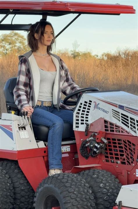 Rachel Cook Onlyfans - Real-Time Flight Feeds